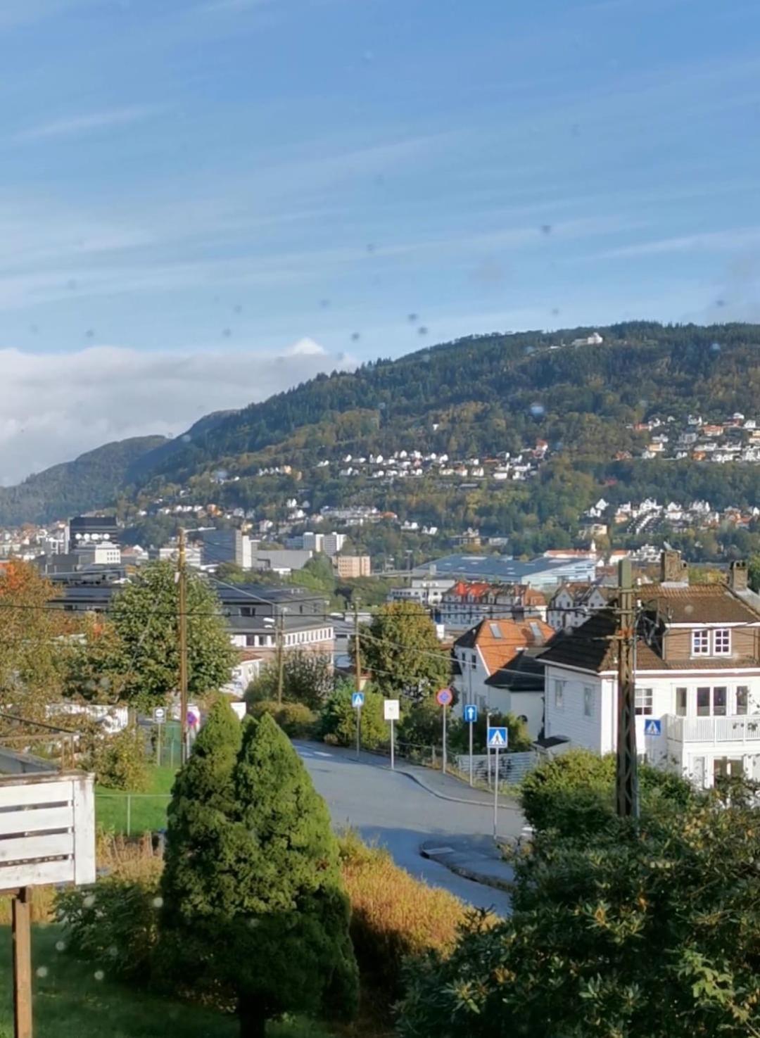 Spacious And Beautiful Apartment In Bergen With Free Parking 외부 사진