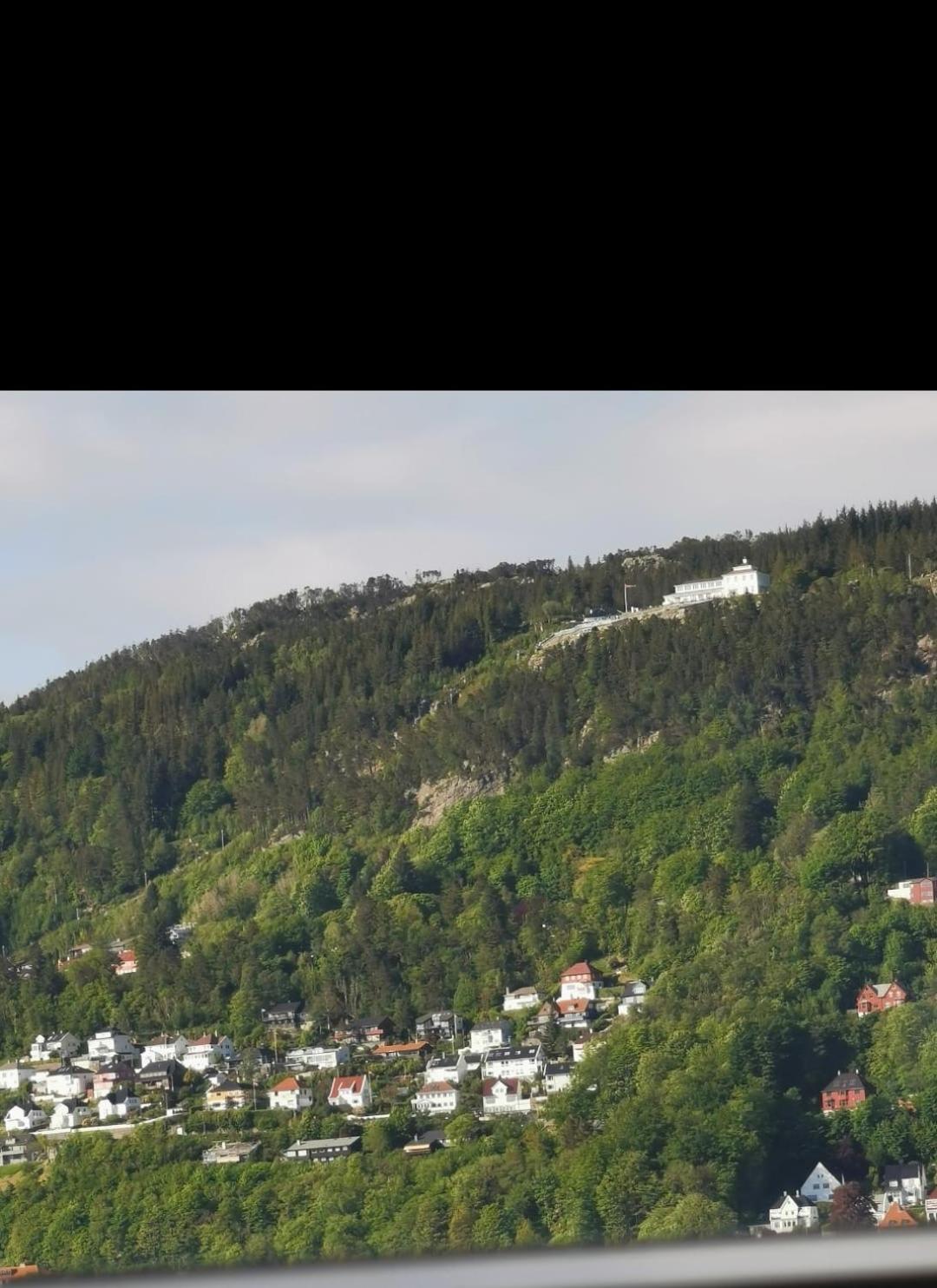 Spacious And Beautiful Apartment In Bergen With Free Parking 외부 사진